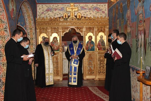 Noi preoți duhovnici în Arhiepiscopia Craiovei Poza 160300