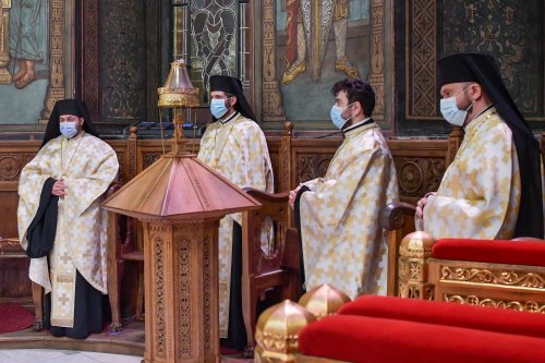 Slujba trecerii dintre ani la Catedrala Patriarhală Poza 160796