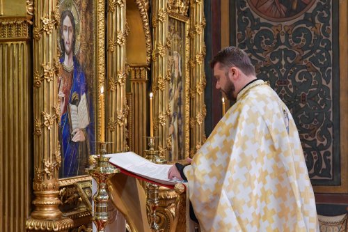 Slujba trecerii dintre ani la Catedrala Patriarhală Poza 160802