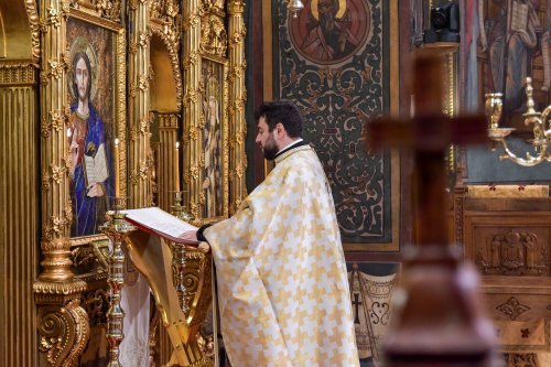 Slujba trecerii dintre ani la Catedrala Patriarhală Poza 160803