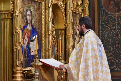 Slujba trecerii dintre ani la Catedrala Patriarhală Poza 160804
