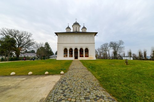 Patriarhul României la Mănăstirea Cernica Poza 160902