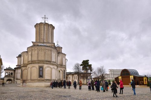 Ajunul Bobotezei la Catedrala Patriarhală din București Poza 161056