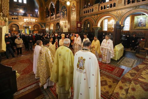 Binecuvântare arhierească la catedrala din Turda  Poza 161009