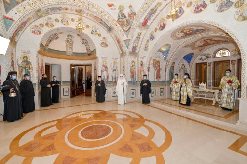 Patriarhul României a sfinţit Agheasma Mare oferită credincioșilor de Bobotează  Poza 161123