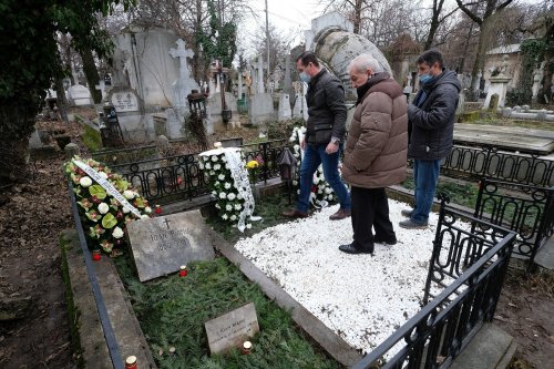 Pomenirea academicianului Ioan Bianu la mormântul său din Capitală Poza 161407