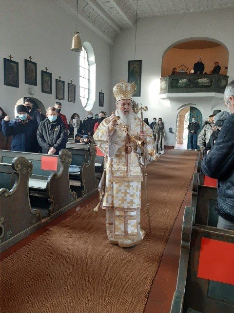 Liturghie arhierească într-o biserică românească din Erlangen, Germania Poza 161672