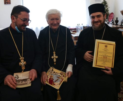 Părintele academician Mircea Păcurariu a primit Crucea  „Sfântul Ierarh Iosif Mărturisitorul din Maramureș” Poza 161626