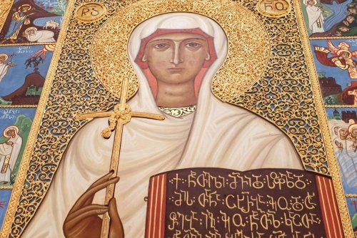 Acatistul Sfintei Nina, cea întocmai cu Apostolii şi luminătoarea Georgiei (14 Ianuarie)