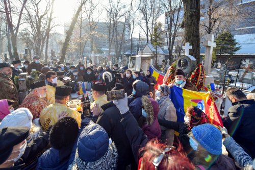 Comemorarea poetului naţional Mihai Eminescu în Capitală Poza 161855