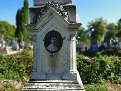 „Mormintele sau locurile funerare sunt cele mai vii documente” Poza 162104