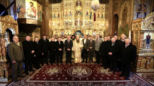 Adunarea eparhială a Episcopiei Ortodoxe a Covasnei şi Harghitei Poza 162260