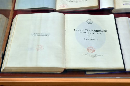 Expoziție dedicată lui Tudor Vladimirescu la Biblioteca Sfântului Sinod Poza 162397
