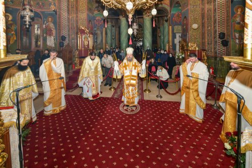 Pomenirea Sfântului Grigorie Teologul la Mănăstirea Radu Vodă Poza 162520