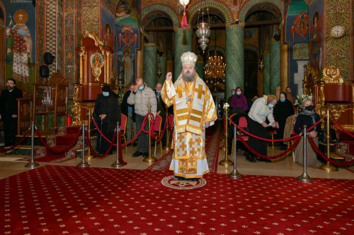 Pomenirea Sfântului Grigorie Teologul la Mănăstirea Radu Vodă Poza 162524