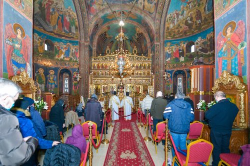 Pomenirea Sfântului Grigorie Teologul la Mănăstirea Radu Vodă Poza 162535
