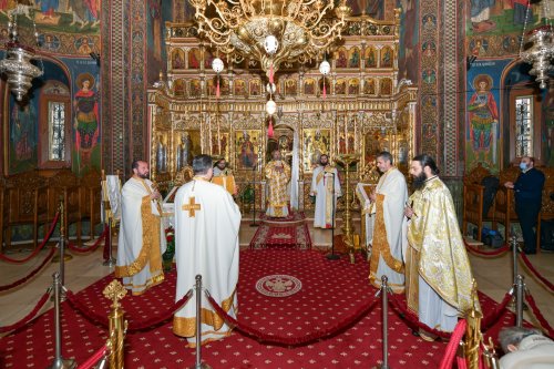 Pomenirea Sfântului Grigorie Teologul la Mănăstirea Radu Vodă Poza 162542