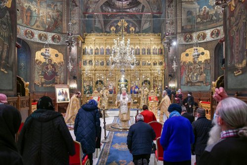 Praznicul Întâmpinării Domnului la Catedrala Patriarhală Poza 163106