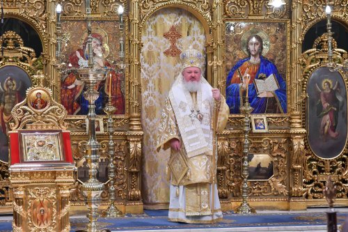 Praznicul Întâmpinării Domnului la Catedrala Patriarhală Poza 163118