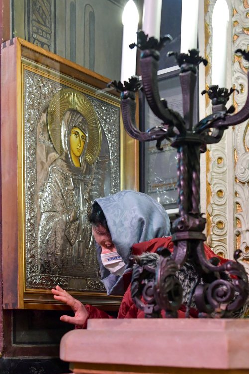 Praznicul Întâmpinării Domnului la Catedrala Patriarhală Poza 163125