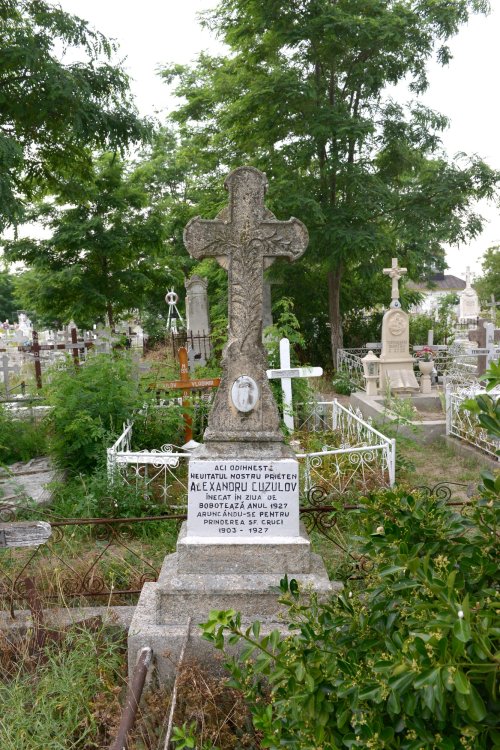 Cimitirul de la Sulina, ca o concordie universală Poza 162359