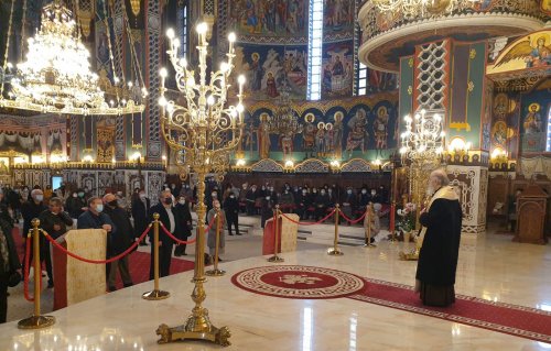 Praznicul Întâmpinării Domnului sărbătorit la Catedrala Arhiepiscopală din Arad Poza 163330