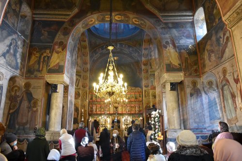 Sfântul Haralambie cinstit la o biserică istorică din București Poza 163675