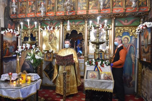 Sfântul Haralambie cinstit la o biserică istorică din București Poza 163684