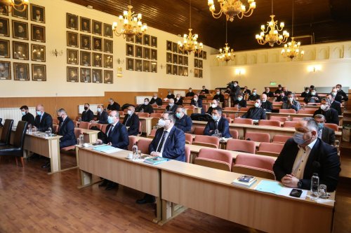 Şedinţe ale Consiliului şi Adunării eparhiale în Arhiepiscopia Sibiului Poza 163690