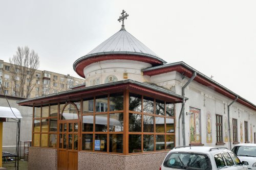 Cinstirea ocrotitorului și daruri pentru comunitatea ortodoxă a surzilor din Capitală Poza 163845