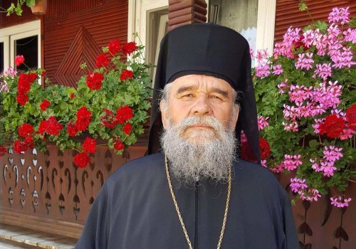 Părintele Arsenie Voaideș, muntele duhovnicesc dintre Trotuș și Tazlău Poza 163801