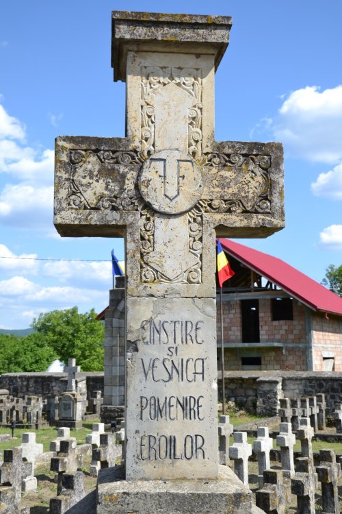 Cimitirele ostășești din Moldova, o reverență  în memoria eroilor Poza 163849