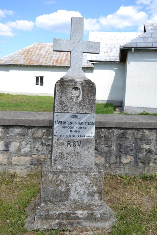 Cimitirele ostășești din Moldova, o reverență  în memoria eroilor Poza 163851