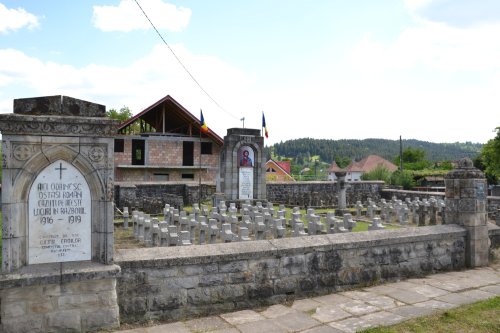 Cimitirele ostășești din Moldova, o reverență  în memoria eroilor Poza 163859