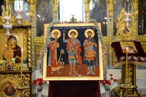 Sfântul Mucenic Teodor Tiron cinstit la o biserică istorică din Capitală Poza 164123