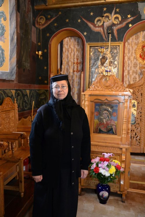 Strehareț, mănăstirea renăscută din suferință și răbdare Poza 164021