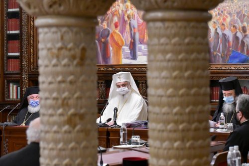 Sedința de lucru a Consiliului Național Bisericesc la Patriarhie Poza 164496