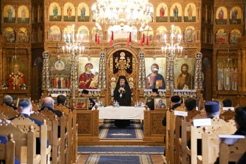 Şedinţe ale forurilor eparhiale în Arhiepiscopia Buzăului şi Vrancei Poza 164423