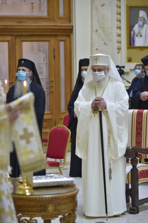 Întrunirea Adunării Naționale Bisericești la Palatul Patriarhiei din București  Poza 164574