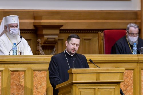 Întrunirea Adunării Naționale Bisericești la Palatul Patriarhiei din București  Poza 164613