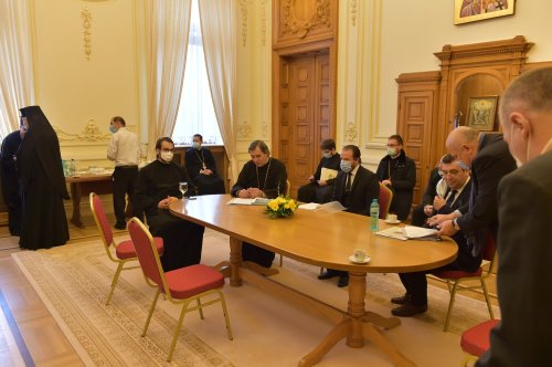 Întrunirea Adunării Naționale Bisericești la Palatul Patriarhiei din București  Poza 164637