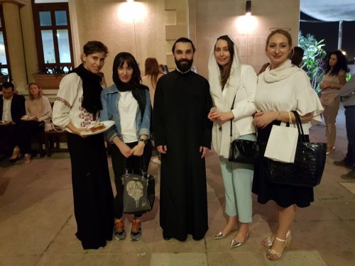 Misiune ortodoxă în comunitatea românească din Dubai Poza 164840