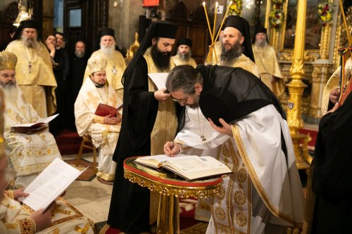 Preasfinţitul Părinte Nichifor Botoşăneanul, noul Episcop-vicar al Arhiepiscopiei Iașilor Poza 165307