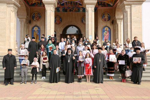 Duminica Ortodoxiei în eparhii din Muntenia și Dobrogea  Poza 166616