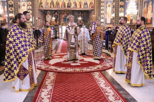 Duminica Ortodoxiei în eparhii din Muntenia și Dobrogea  Poza 166622