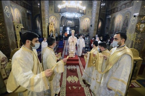 Duminica Ortodoxiei în eparhii din Muntenia și Dobrogea  Poza 166623