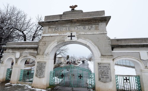 Un cimitir cât toată istoria Caracalului Poza 166706