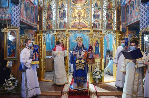 Sărbătoare la Mănăstirea „Buna Vestire” din Oradea Poza 166957