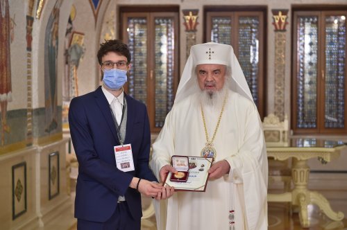 Diploma omagială cu medalie a anului 2020 oferită preşedinţilor filialelor ASCOR Poza 167490
