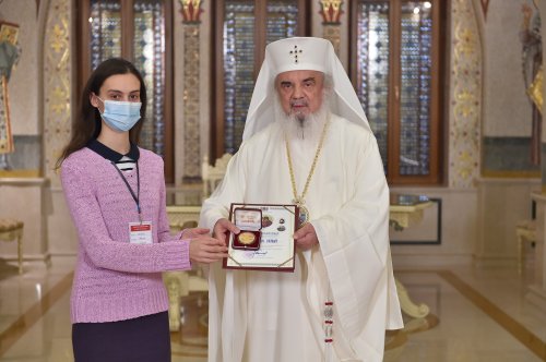 Diploma omagială cu medalie a anului 2020 oferită preşedinţilor filialelor ASCOR Poza 167495